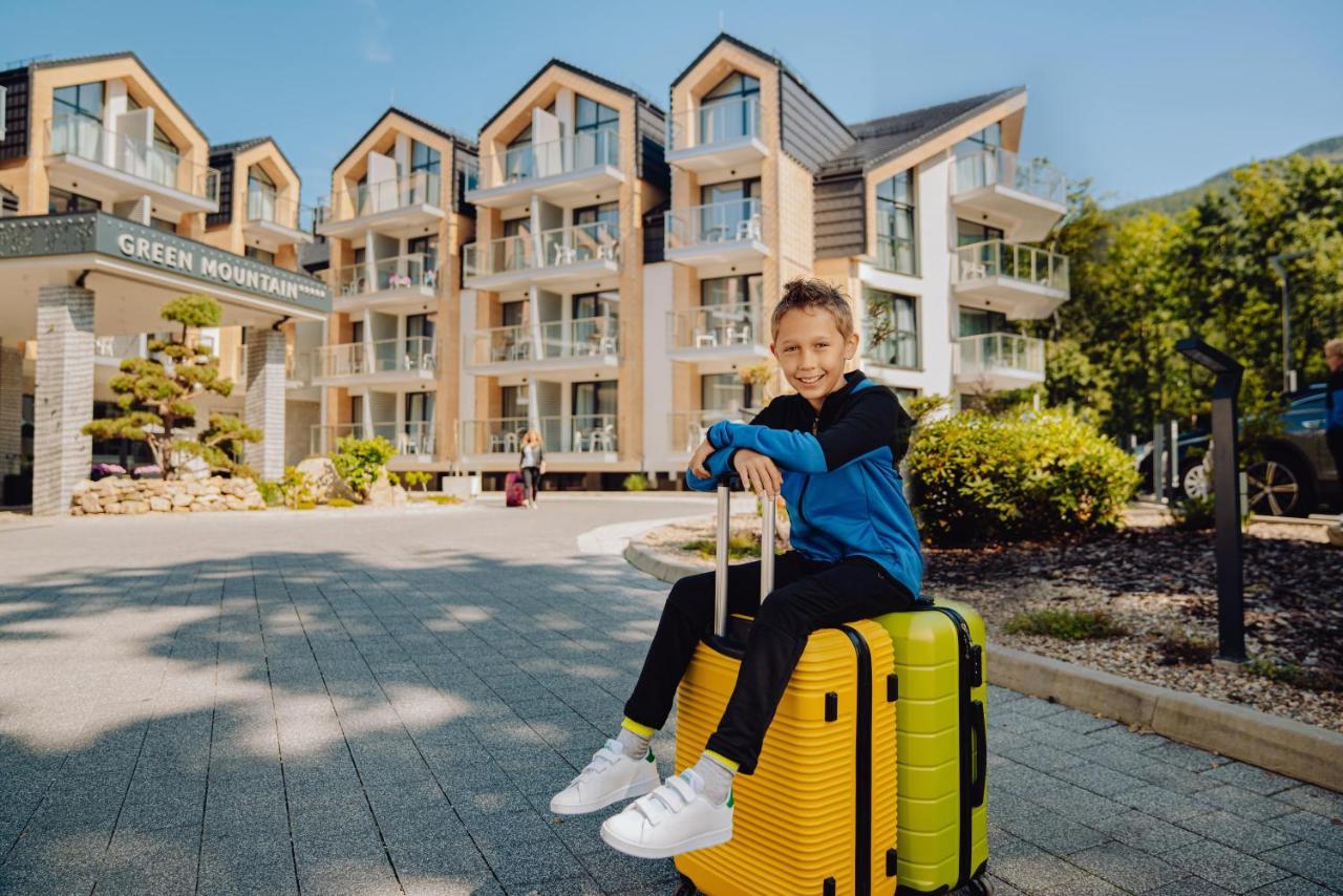 Green Mountain 5* Hotel 카르파츠 외부 사진 Green Mountain Resort