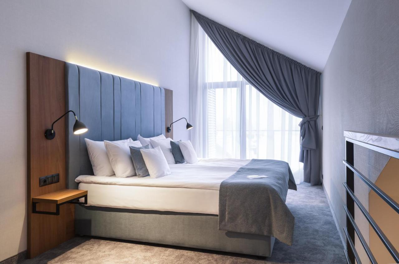 Green Mountain 5* Hotel 카르파츠 외부 사진 A room at the hotel
